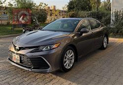 تۆیۆتا کامری